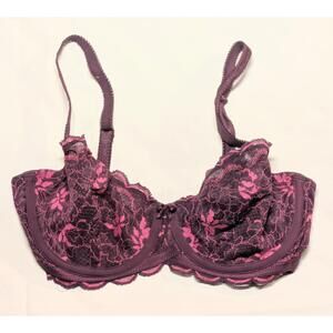 Wacoal 32D Unlined Wired Purple Lace Bra EUC